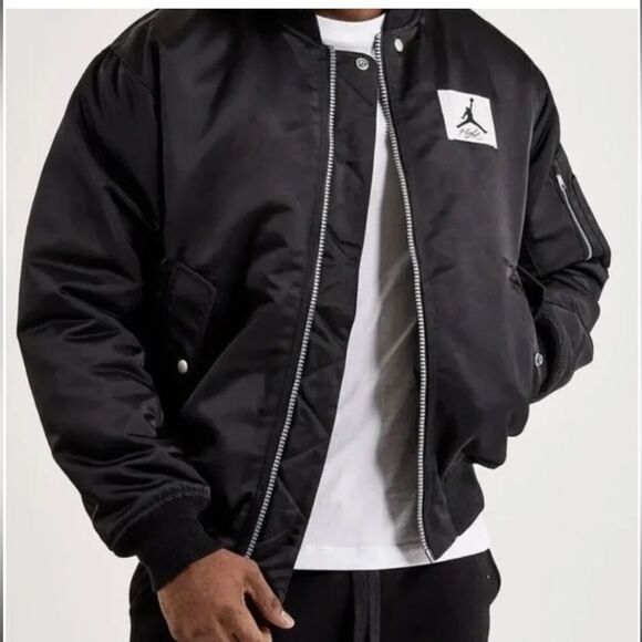NWT-Nike Jordan-Reversible Renegade Jacket Black w/White logo-Mens size small - Picture 2 of 13